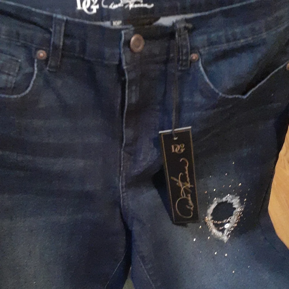 Jeans - Picture 7 of 9